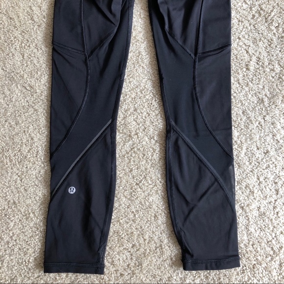 Lululemon Reflective Mesh Running Tights - Picture 7 of 9